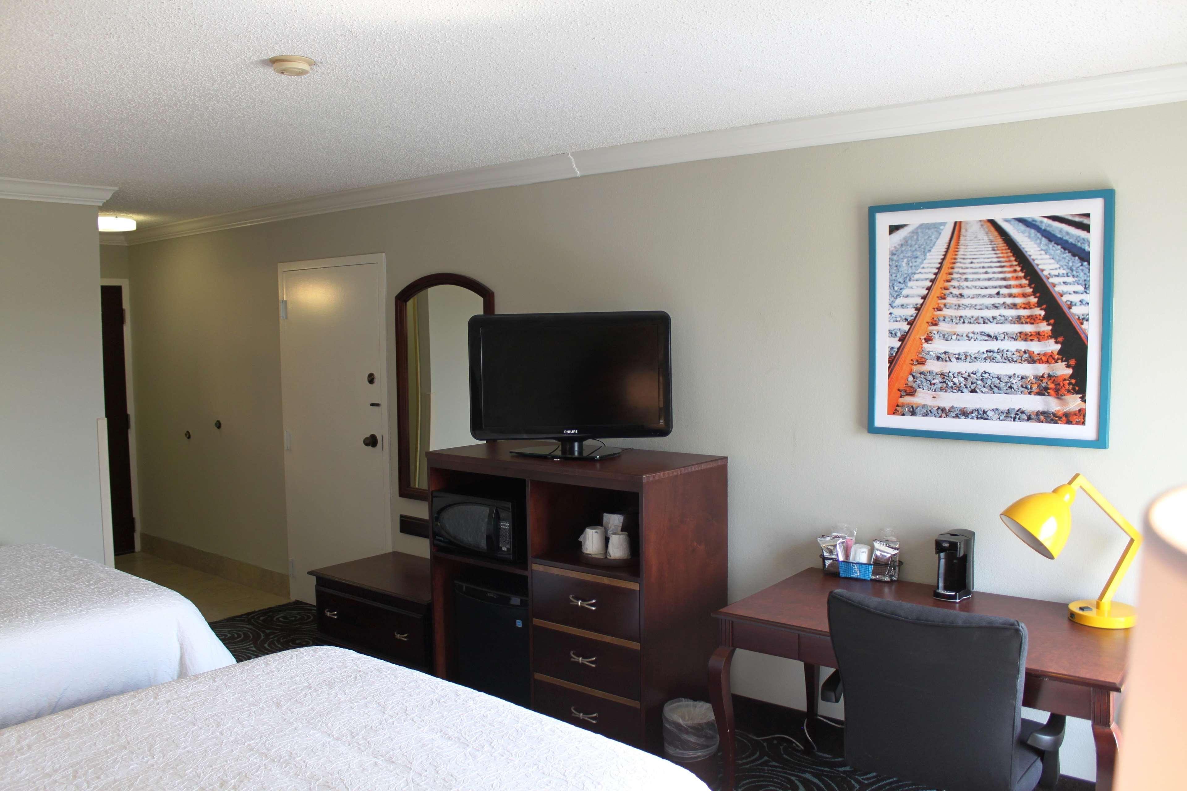 Hampton Inn Perry Exterior photo