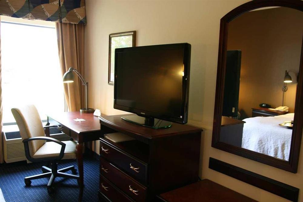 Hampton Inn Perry Room photo